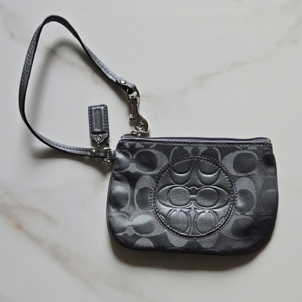Coach Black Bag And Gray Wristlet - Picture 14 of 16